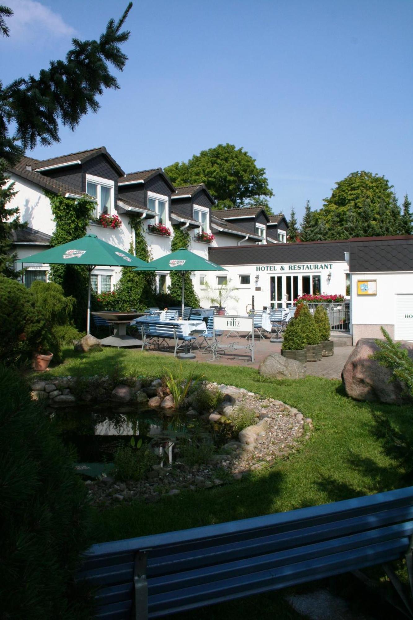 Das Fritz Hotel Schwerin Schoene Lage Im Gruenen Mit Regionaler Kueche Kostenfreien Parkplaetzen Und E Ladestation Exterior photo